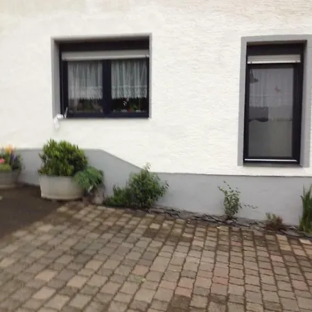 Apartment Ferienappartment Mit Schlafzimmer *