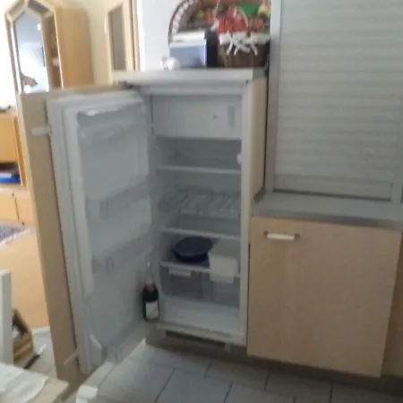 Ferienappartment Mit Schlafzimmer Farschweiler